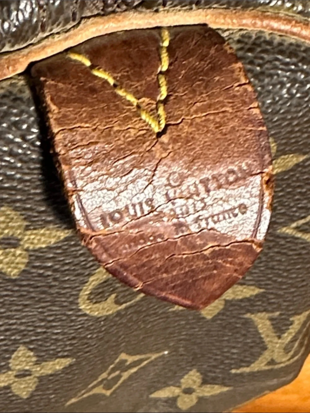 Authentic Louis Vuitton Monogram Speedy 30.